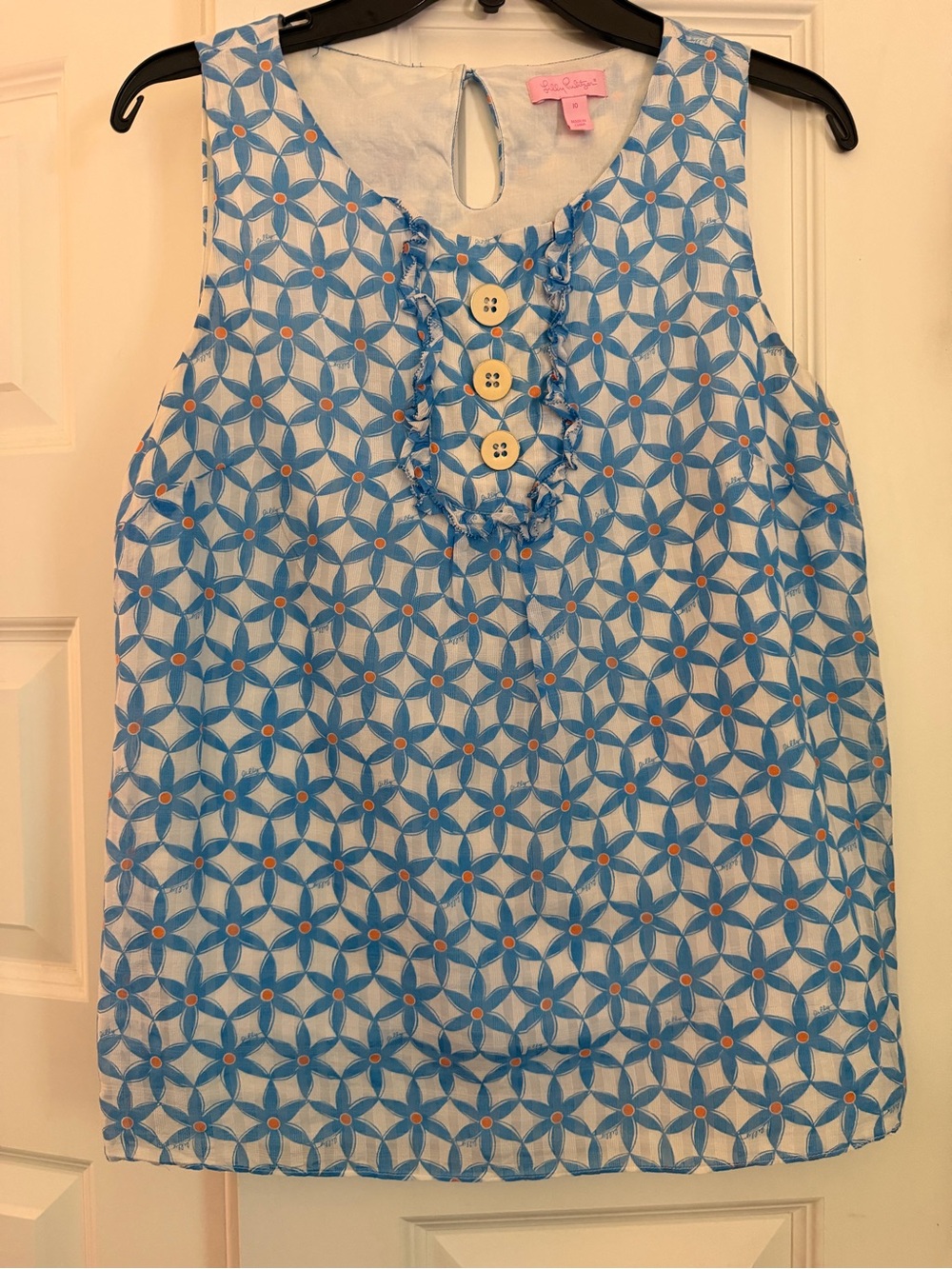 Lilly Pulitzer Blue and White Geometric Floral Sleeveless Top